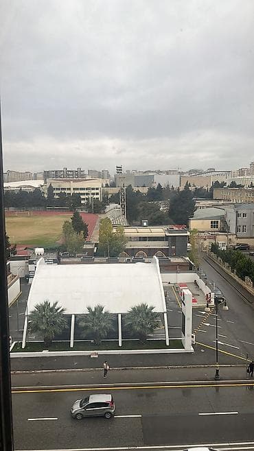 gence weheri: Gənclik metrosunun üstündə idman akademiyası ilə üzbəüz evə 7 ci — 4