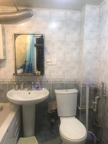 sumqayıtda 1 otaqlı evlərin qiyməti: Bakı, 2 otaqlı, Köhnə tikili, 60 kv. m — 4