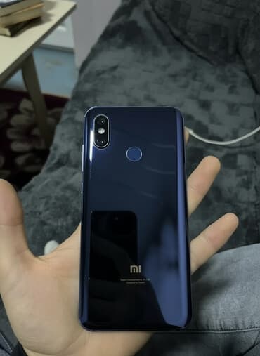 samsung note qiymetleri: Xiaomi Mi 8, 64 GB, rəng - Mavi, 
 Barmaq izi — 1