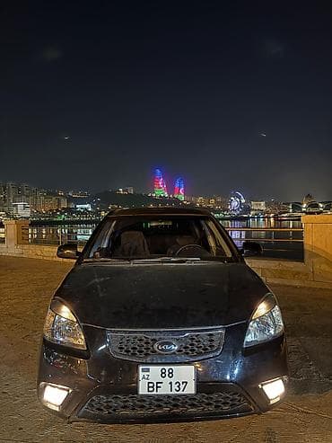 bmw e60 m: Kia Rio: 1.5 l | Hetçbek — 4