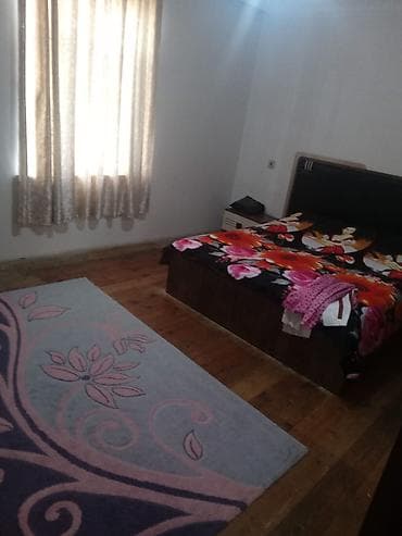 studio evler: Salam 2 mərtəbəli 6 otağı 8 sotun içində həyət evi satılır qazi suyu — 1
