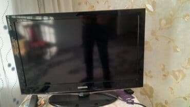 Daraq panellər: İşlənmiş Televizor Samsung 82" — 3