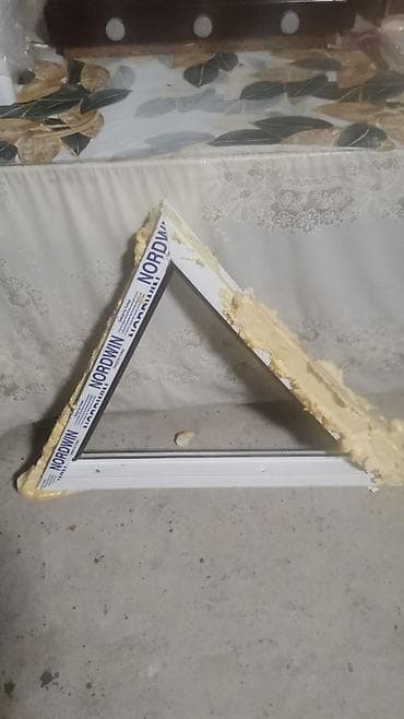 mansard: İşlənmiş İkiqat şüşə paketi Plastik pəncərə, Еni: 85 sm, Uzunluğu: 85 sm — 1