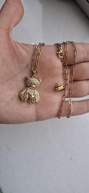 qizil herf sepler: Qızılı rəngli zəncir və ayı formalı kulon - Material: Steel (polad) — 1