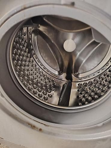 Zərərvericilərə qarşı mübarizə aparatları: SuperMax ön yükleməli paltaryuyan maşın - Yük tutumu: 6.5 kq (paneldə — 4