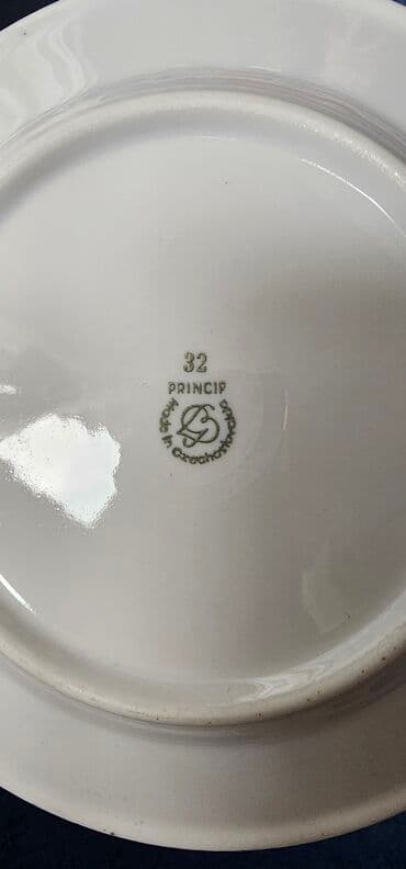 möhür: Boşqablar, 1 əd, rəng - Ağ, Farfor — 2