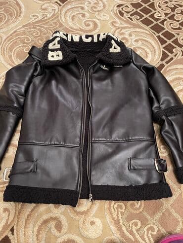 pencekler qadin ucun: Üstü suni deri içi cox isti Balenciaga kurtkası AKlass yaxwı — 1