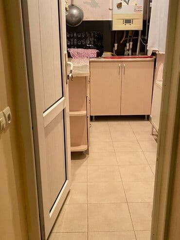 qubada aylıq kirayə evlər: Xətai rayonu (Xəzərin kruquna yaxın)5 mertebeli binanın 2-ci — 11