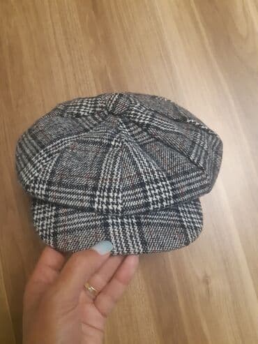 балаклава купить баку: Qizlar ucun payizliq papaq. Ideal vaziyyatda. Olcusu 57sm. Unvan — 1