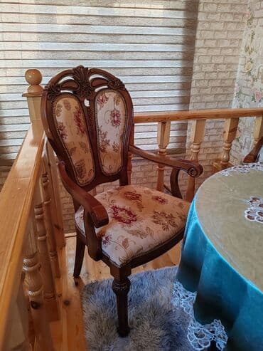 обеденный стол: Стол и стулья — 3