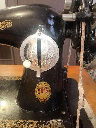 antik mebellər: Podolsk Mexaniki Zavodu (PMZ) istehsalı olan pedal (ayaqla idarə — 3