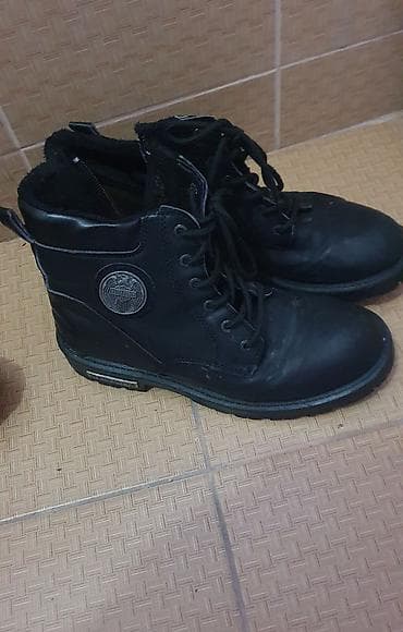 bot ayaqqabilar: Qara rəngli kişi/qadın unisex qış botları - Material: süni dəri (üst — 1