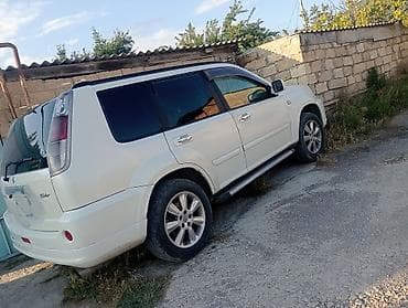 elantra bamper: Nissan X-Trail Rider – ağ rəngdə, kuzov komplektli xüsusi Rider — 4