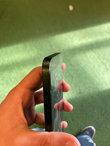 ipone şirvan: IPhone 13, Yaşıl — 4