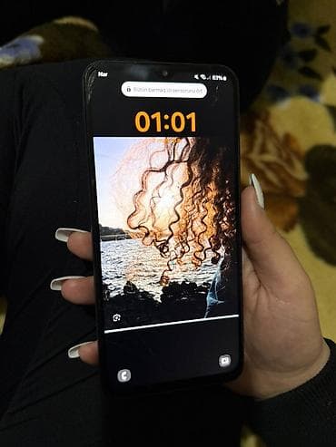 Компьютеры, ноутбуки и планшеты: Samsung Galaxy A32, Две SIM карты — 3