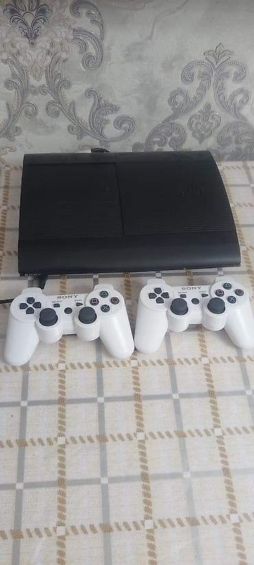 xbox one controller: PlayStation 3 500 qb yaddaş iki pult — 1