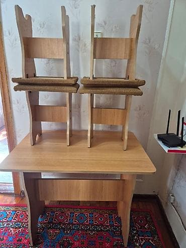 Mətbəx üçün, Açılmayan, Dördbucaq masa, 2 stul