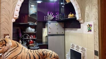 azadliq metro: Bakı, 3 otaqlı, Köhnə tikili, m. Azadlıq Prospekti, 60 kv. m — 3