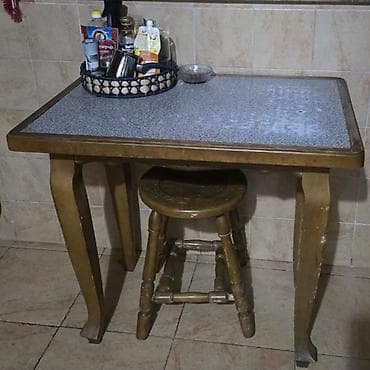 Mətbəx mebeli dəsti - Material: təbii ağacdan (açıq qəhvəyi rəngli