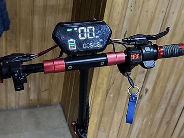 1: Salam,Scooter de yüngül vari şekilde göründüyğ sadece 1 cızıq var ve — 2