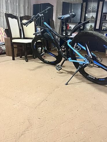 sədərək velosiped satışı: Dağ/şosse tipli velosiped – qara-mavi dizayn Xüsusiyyətlər: - 26" — 2