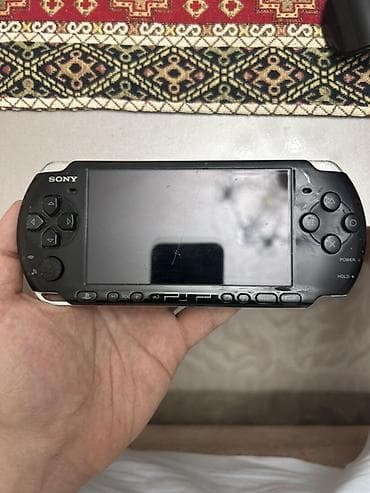 mini phone: Sony PSP (PlayStation Portable) əl konsolu – qara rəng — 2