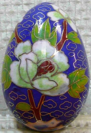 ваза стеклянная прозрачная высокая без узора: Rəngli emal ilə hazırlanmış dekorativ yumurta. Tünd mavi fon — 1