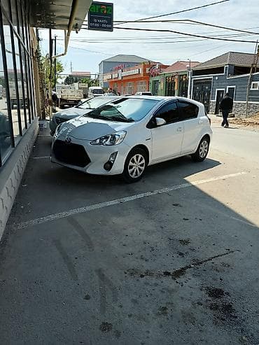 mikroavtobus satisi: Ilkin 7.500Toyota Aqua idyal vezyetdedir 19 . 750 qalib buraxlişi — 1