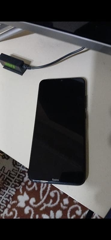 Məhsul: Xiaomi Redmi smartfon Xüsusiyyətlər: - Korpus: parlaq qara