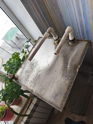 bocka dəmir: Bak, Paslanmayan polad, 750 l l — 4