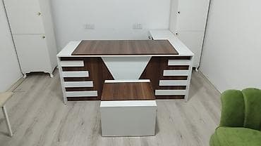 Mebel: Yeni, Müdir üçün, Künc masa — 1