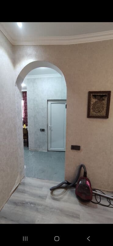 gəncə kirayə obyekt: Salam ev ramana qəsəbə yerleṣir duz meṣenin yaninda orta temir ev — 5