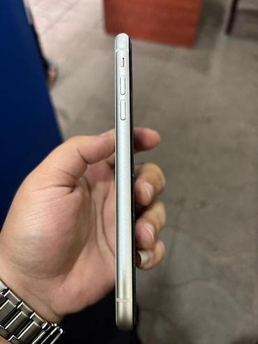panel kamera: IPhone 11, 64 GB, Ağ, Barmaq izi, Face ID — 4