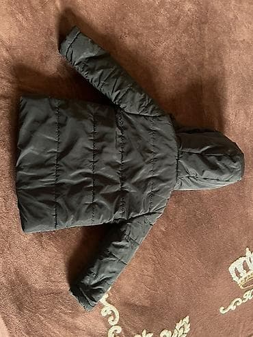 qis geyimleri: Uşaq üçün qış kurtkasi - Rəng: qara, - Uşaqlar üçün praktik və isti — 2