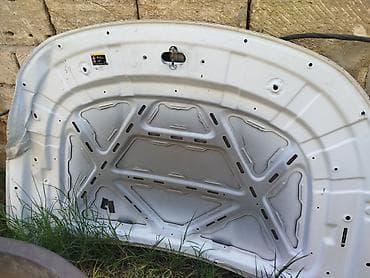 toyota prius açar: Məhsul:Byd destroyer 05 kapotu (ağ rəng) Təsvir: - Metal kapot, ağ — 2