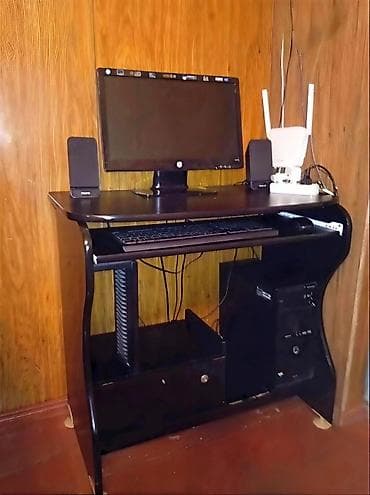 HP stasionar kompüter seti Tərkib: - HP 20" LED monitor (HP 2011x