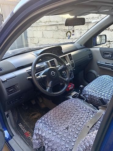 2002 ford transit: Nissan X-Trail: 2.2 l | 2004 il Ofrouder/SUV — 7