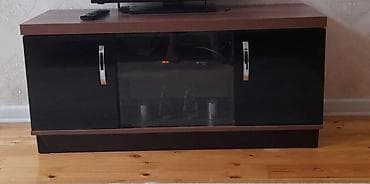 tv divar dizayn: TV altlığı / media konsolu - Material: Laminat üst səth, ön hissədə — 1