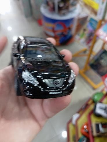 İdman və hobbi: Nissan Murano miniatür model maşın - Material: metal korpus, plastik — 2
