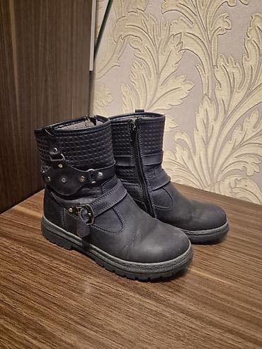 Qara rəngli uşaq/yeniyetmə qış botları - Material: qalın süni dəri