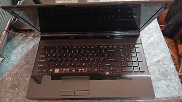 Fujitsu ah 532 i 5 noutbuk Teze 16 gb ram ustundesi,Vidyo kart 2