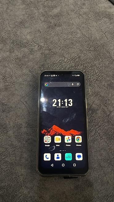 Oukitel smartfon - Marka/model: Oukitel (arxa qapaqda loqo). - — 1