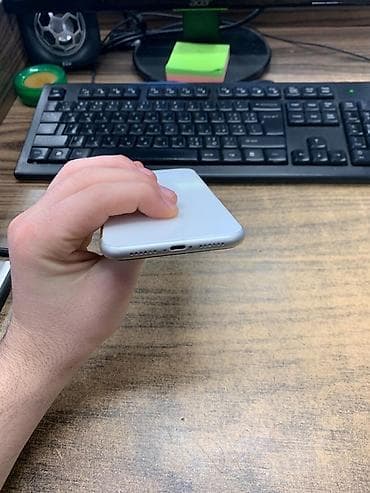 i̇phone 5: IPhone 11, Ağ — 4