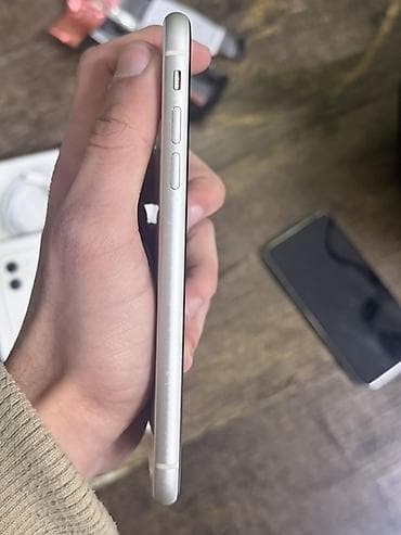 samsung a14 qiyməti: IPhone 11, 128 GB, Ağ, Barmaq izi, Simsiz şarj, Face ID — 3
