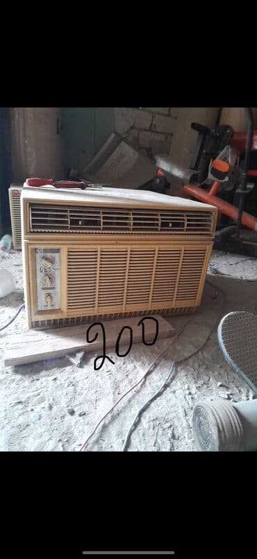 kondisener islenmis: Кондиционер Б/у, 40-45 м² — 1