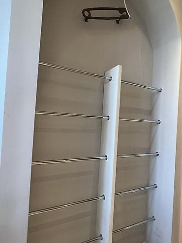 Divar üçün vitrinalıq ayaqqabı/aksesuar nümayiş sistemi - Material — 1