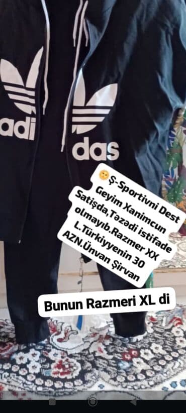 Qadınlar üçün idman geyim dəsti - Rəng: qara - 2 hissə: kapüşonlu