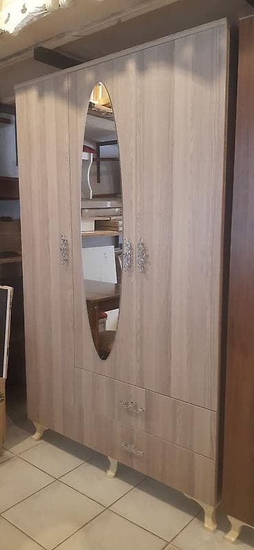 3 Qapi Dolablar Hal Hazirda Anbarda Movcuddur. Sifariwlede ne reng