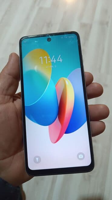 Tecno Spark Go, 128 GB, rəng - Ağ, Barmaq izi