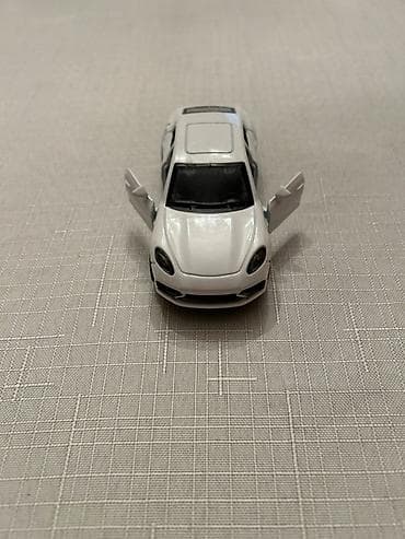 leqo oyuncaqlari: Ağ rəngli metal oyuncaq sedan maket avtomobil - Korpus: die-cast — 5